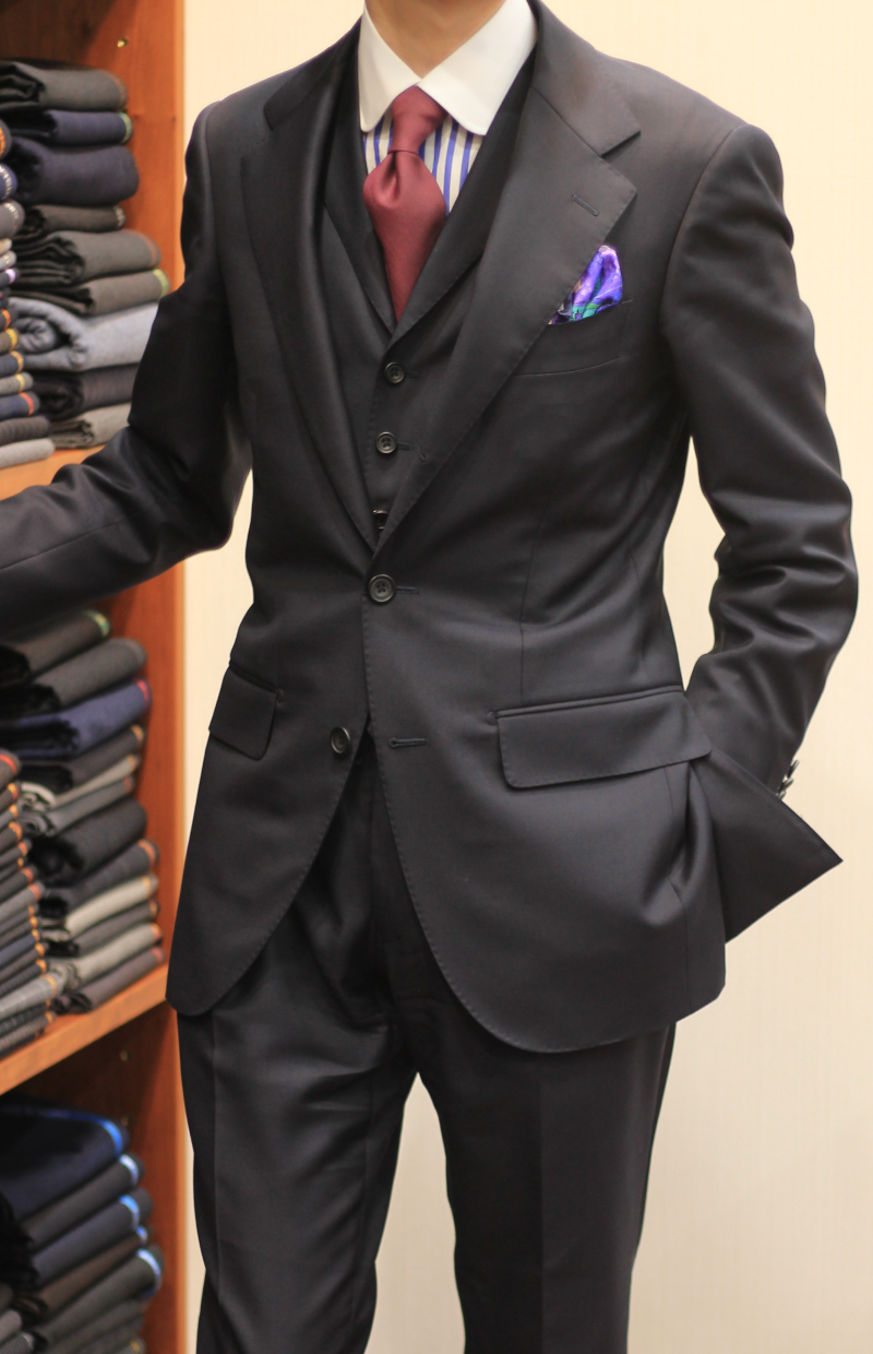 スーツ　紺　custom tailor    migokami