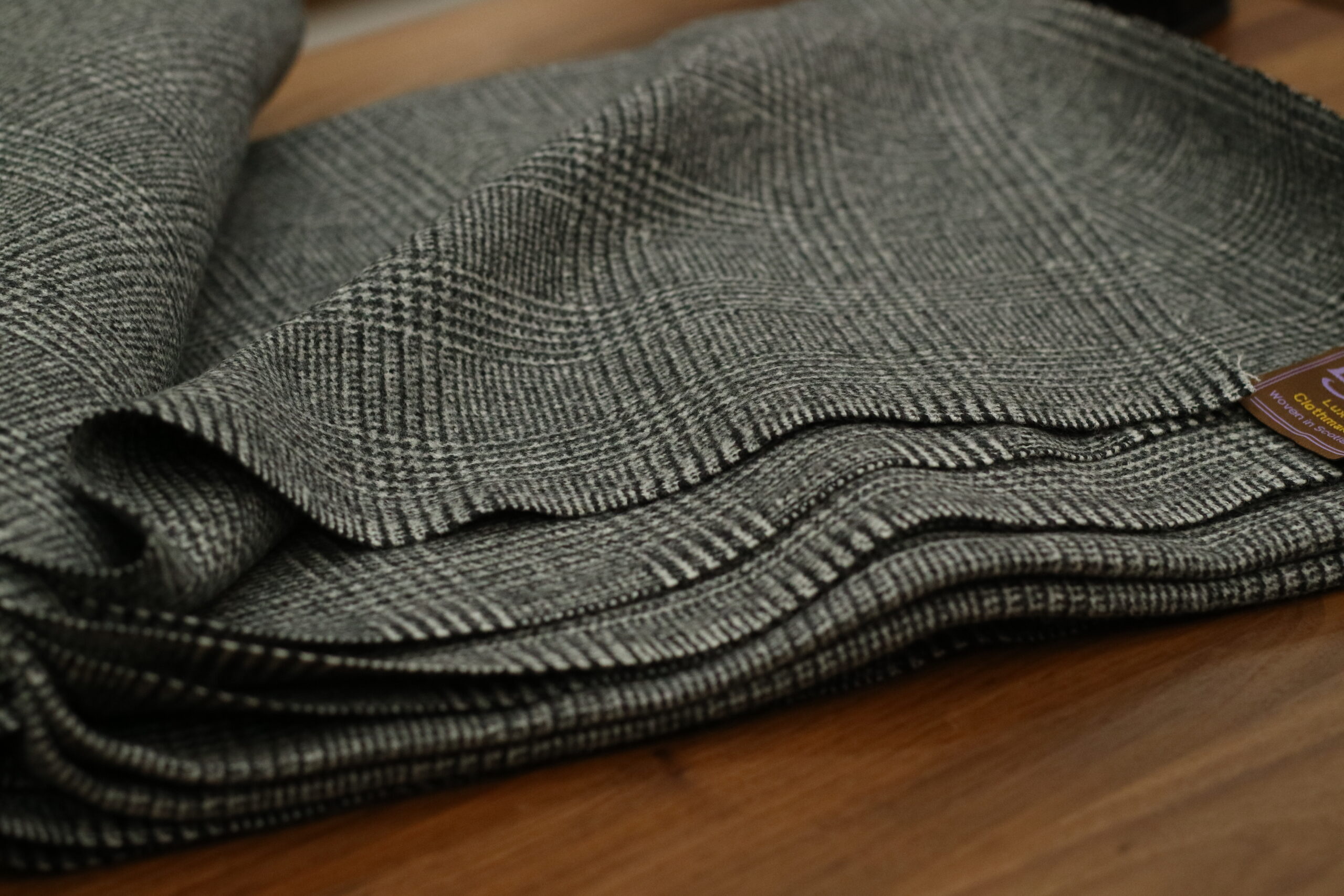 ラバット,ミル,LOVAT MILL,フランネル,目付,重い,冬,AW,最高,生地,グレンチェック,白黒